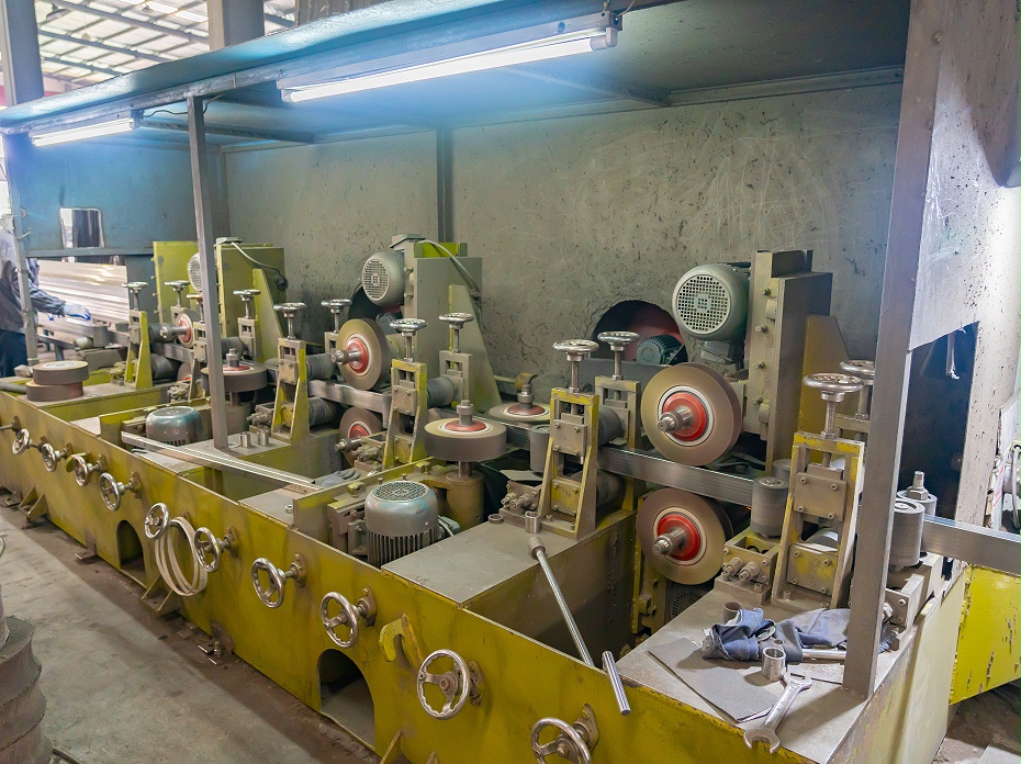 永堅(jiān)制管生產(chǎn)線