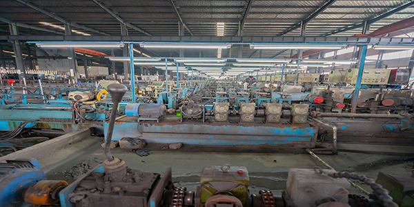 永堅不銹鋼制管生產(chǎn)線